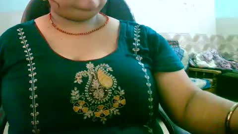 Snapshot of dipa2345 chatting on 05.12.26 dipa2345 online show from 05.12.26