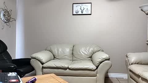 Snapshot of dipstik11 chatting on 09.17.25 DIPSTIK online show from 09.17.25