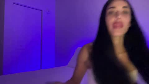 Diriany Isabel online show from 11.05.25