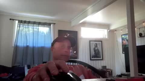 Snapshot of dirkdigglerofficial chatting on 06.10.26 dirkdigglerofficial online show from 06.10.26