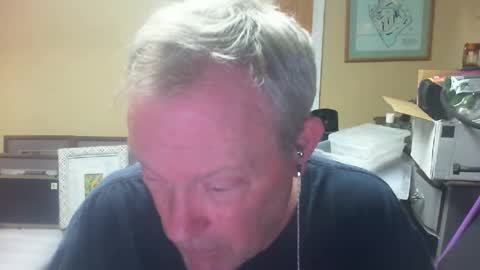 DirtkPitt Fun guy working online show from 12.22.24