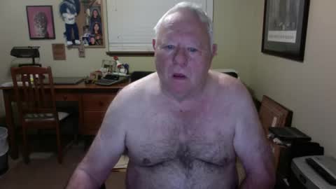 dirtrider195080438 online show from 04.14.26