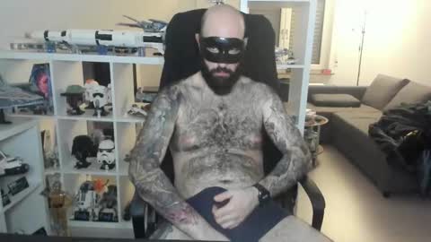 Snapshot of dirtybalws chatting on 01.17.26 Robert online show from 01.17.26
