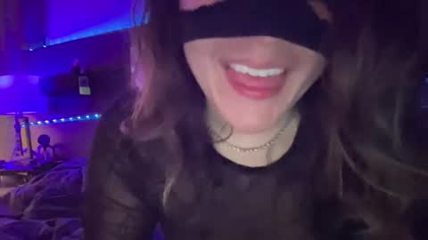 Daisy Love online show from 01.26.25