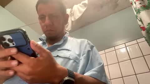 Snapshot of dishtv4all chatting on 04.08.26 sexyguy online show from 04.08.26