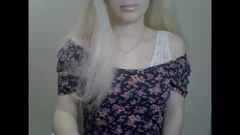 DitaMilton online show from 01.07.25