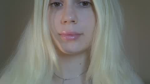 DitaMilton online show from 04.01.26