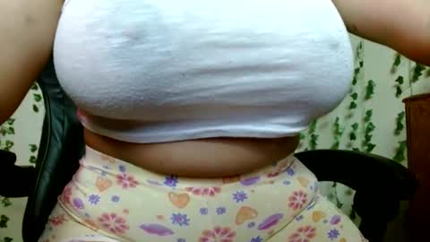 Snapshot of divadirty chatting on 02.03.25 Mari online show from 02.03.25