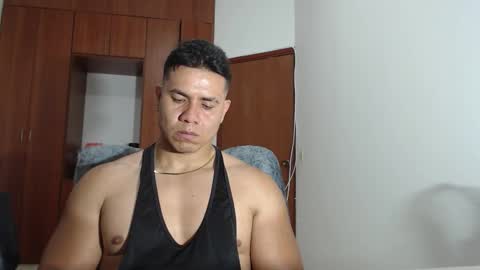 Snapshot of divamancini chatting on 11.17.25 Diva Mancini online show from 11.17.25