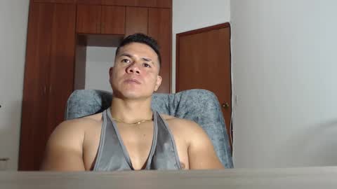 Snapshot of divamancini chatting on 11.27.25 Diva Mancini online show from 11.27.25