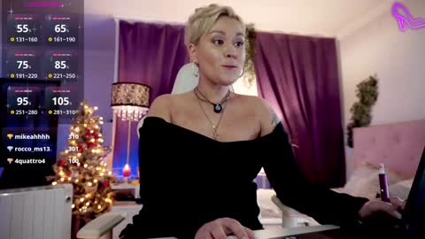 Miss Kim online show from 01.20.25