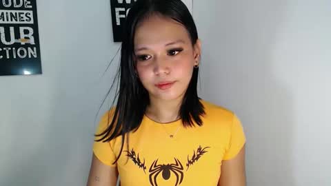 Crystal mae online show from 04.23.26