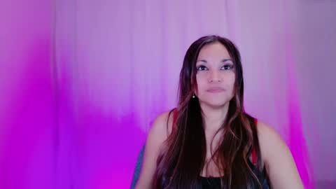 DivineLynn online show from 02.01.25