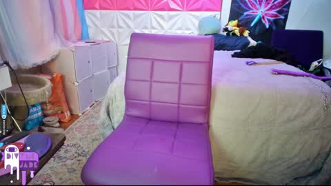 Jade Divyne online show from 12.13.24