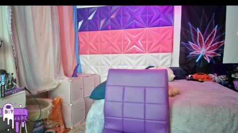 Jade Divyne online show from 12.27.24