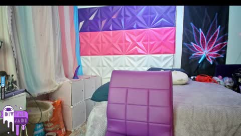 Jade Divyne online show from 12.27.24