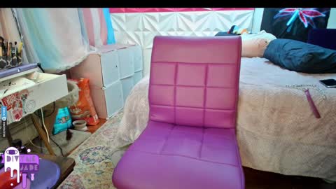 Jade Divyne online show from 12.29.24