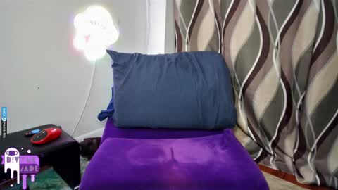 Jade Divyne online show from 03.05.25