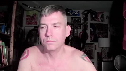 Snapshot of dix_handley_50 chatting on 10.06.25 dix_handley_50 online show from 10.06.25