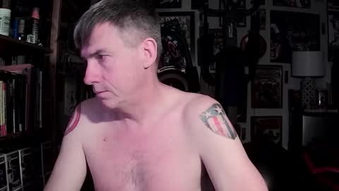 Snapshot of dix_handley_50 chatting on 03.27.26 dix_handley_50 online show from 03.27.26