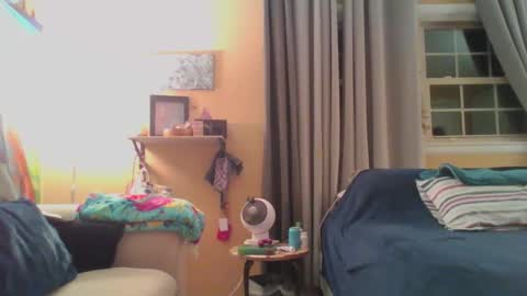 Snapshot of dixie_comanche chatting on 02.05.25 dixie_comanche online show from 02.05.25