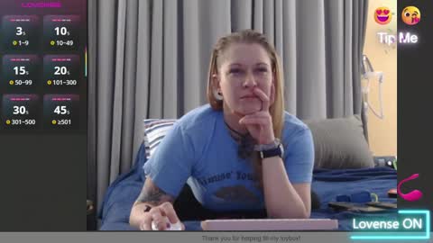 Snapshot of dixie_comanche chatting on 02.14.25 dixie_comanche online show from 02.14.25