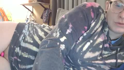 Snapshot of dixie_comanche chatting on 02.17.25 dixie_comanche online show from 02.17.25