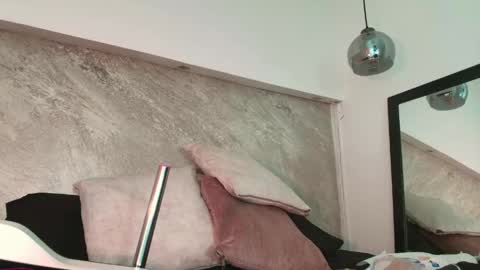 Sofia  online show from 04.28.26