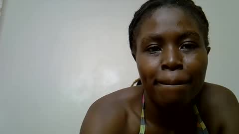 Snapshot of dixie_slutty12 chatting on 10.21.25 dixie_slutty12 online show from 10.21.25