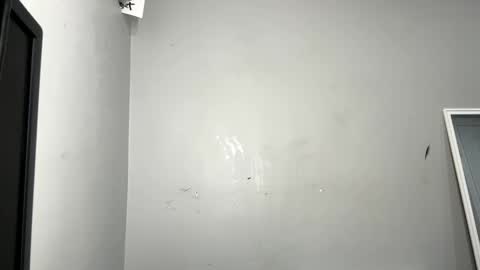 Snapshot of dixkzilla chatting on 10.01.25 dixkzilla online show from 10.01.25