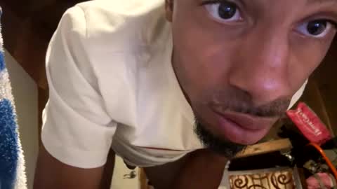 Snapshot of dixkzilla chatting on 10.11.25 dixkzilla online show from 10.11.25