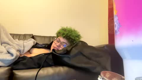 dizzinsweatyy online show from 02.14.25