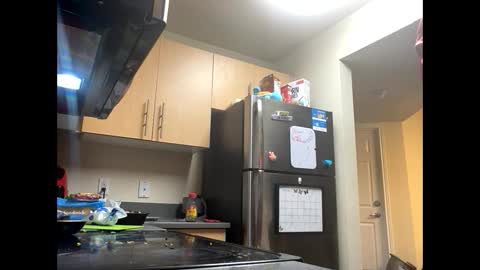 dizzinsweatyy online show from 02.14.25