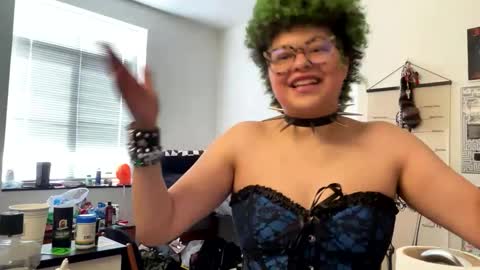 dizzinsweatyy online show from 02.23.25