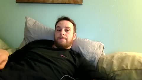 Snapshot of djiscurious chatting on 11.21.25 DeeJayBeeHung online show from 11.21.25