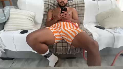 Dmitri online show from 10.25.25