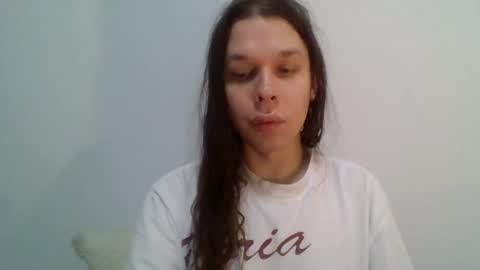 Snapshot of dobb582726 chatting on 12.18.25 dobb582726 online show from 12.18.25