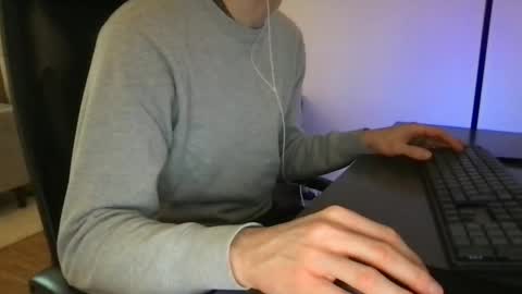 Snapshot of doctor_luv_69 chatting on 03.26.26 doctor_luv_69 online show from 03.26.26