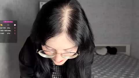 Snapshot of dodiebabikian chatting on 11.21.25 Annie PVT IS OPEN online show from 11.21.25