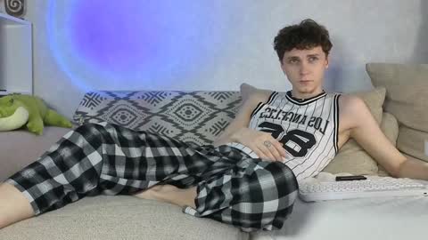 Alex online show from 12.22.24