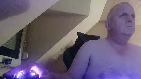 doggy2629 online show from 10.29.25