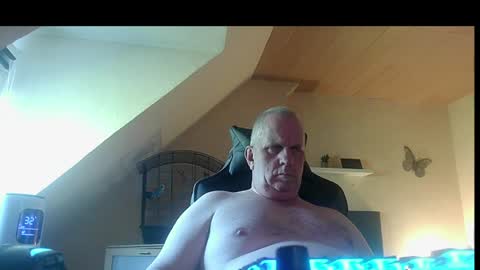 Snapshot of doggy2629 chatting on 06.25.26 doggy2629 online show from 06.25.26