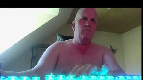 Snapshot of doggy2629 chatting on 06.28.26 doggy2629 online show from 06.28.26