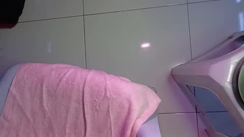 Snapshot of doggyman523 chatting on 12.29.24 asian little tiger online show from 12.29.24