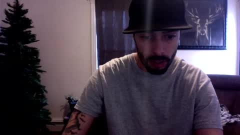 Snapshot of doingmek9 chatting on 12.14.24 doingmek9 online show from 12.14.24