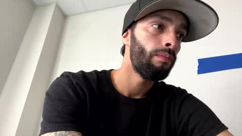 Snapshot of doingmek9 chatting on 10.15.25 doingmek9 online show from 10.15.25