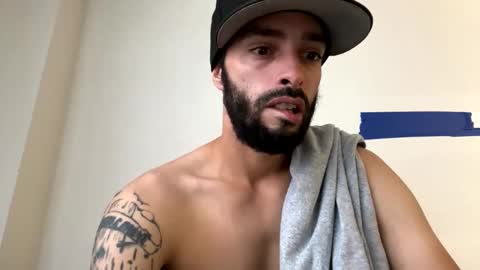 Snapshot of doingmek9 chatting on 10.28.25 doingmek9 online show from 10.28.25