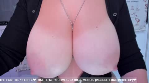 Dea----IF YOU WANT TO SUPPORT ME -Purshase subscribtions scroll BIO  THANK YOU LOVE - online show from 01.07.25