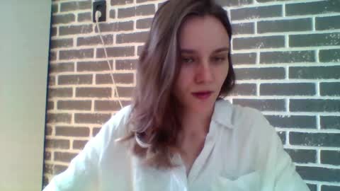 Snapshot of dolcezza_ chatting on 04.22.26 dolcezza_ online show from 04.22.26