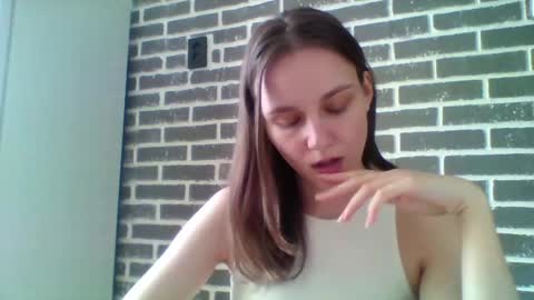 Snapshot of dolcezza_ chatting on 04.23.26 dolcezza_ online show from 04.23.26